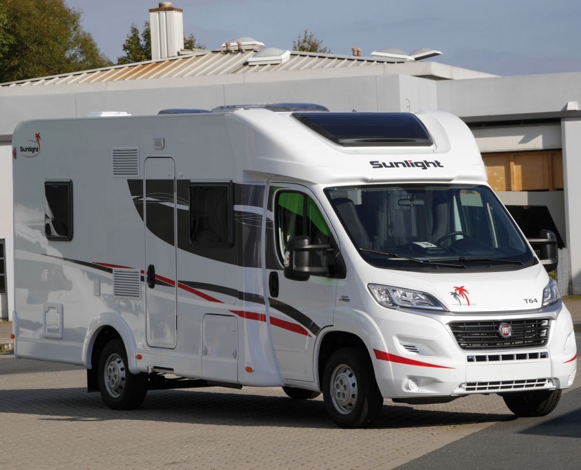 wohnmobile-erlangen-Sunlight T64 2015