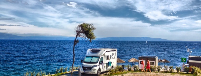 Wohnmobil am Meer in Kroatien