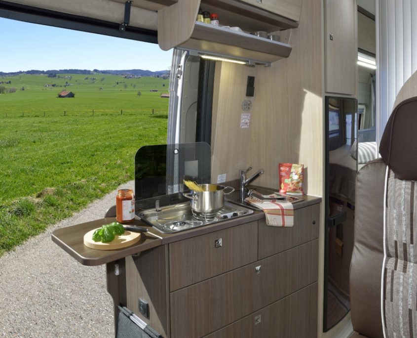 Poessl_Roadcruiser_Revolution_Kueche_16491