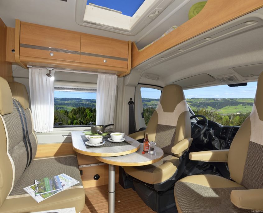 Poessl_Roadcruiser_Sitzgruppe_15860