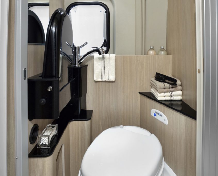 Roadstar_600L_Elegance_Bad_1921