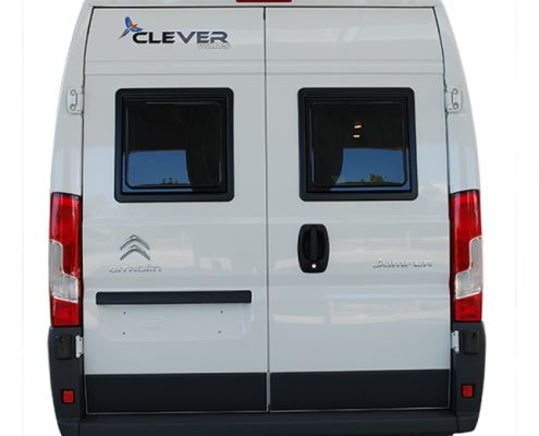 Clever_celebration_hinten