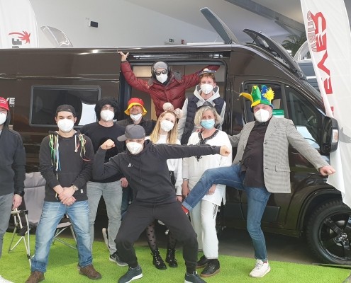 Wohnmobile Erlangen: Team an Fasching