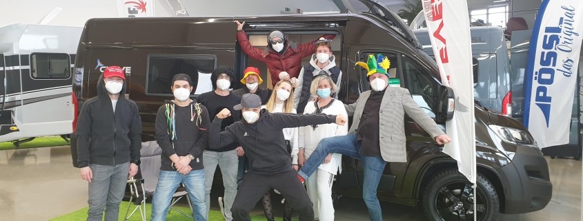 Wohnmobile Erlangen: Team an Fasching